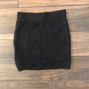 H&M black lace body con skirt